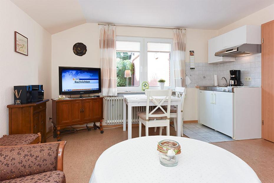 Ferienwohnungen Im Haus Nordseebrise นอยฮาร์ลิงเงอซีล ภายนอก รูปภาพ